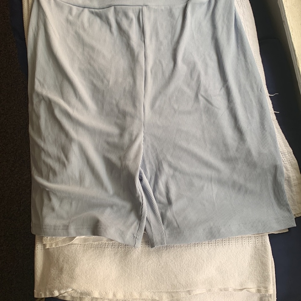 SheIn Size Large Open Front Romper - Picture 4 of 5